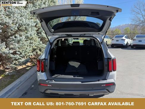 Used 2023 Kia Sorento S w/ Panoramic Sunroof Package AWD/4WD image 34