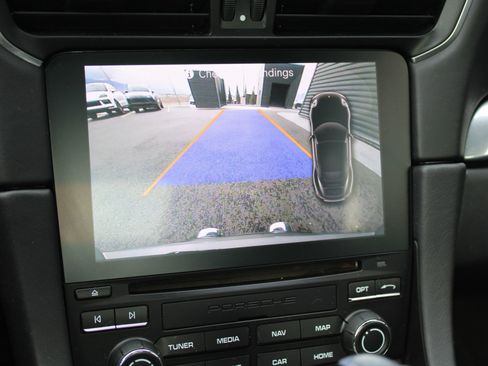 Used 2017 Porsche 911 Carrera image 18