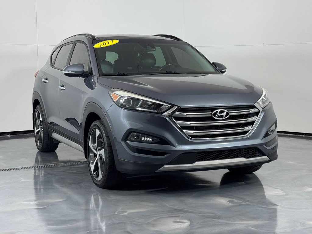 Used 2017 Hyundai Tucson Limited w/ Limited Ultimate Package 03 AWD/4WD image 3
