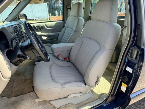 Used 2003 Chevrolet S10 Pickup LS w/ Convenience Package RWD image 15