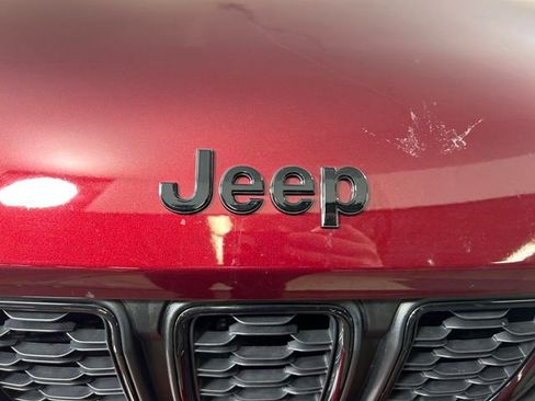 Used 2023 Jeep Grand Cherokee Altitude image 10