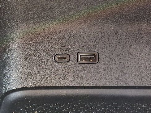 Certified 2024 Chevrolet Traverse LS AWD/4WD image 25