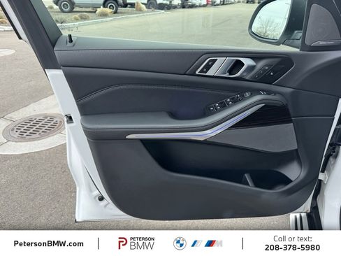 Used 2024 BMW X5 xDrive40i image 15