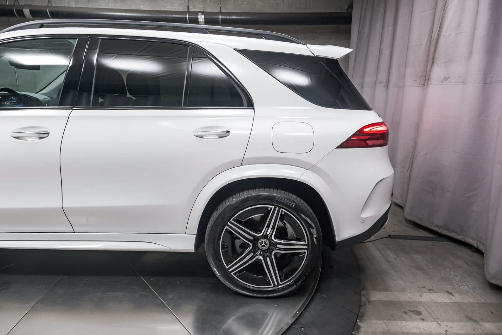 Used 2026 Mercedes-Benz GLE 450e 4MATIC image 8