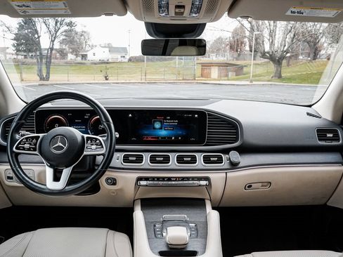 Used 2021 Mercedes-Benz GLE 350 4MATIC image 11