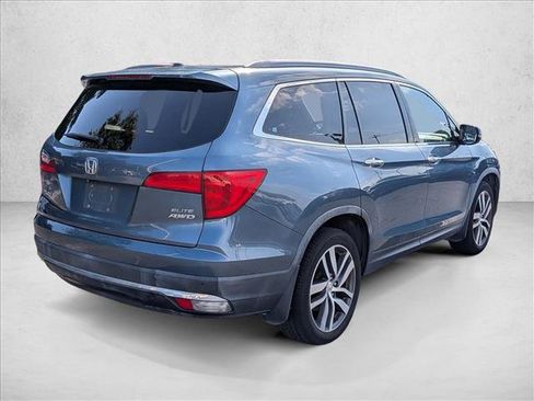 Used 2017 Honda Pilot Elite image 6