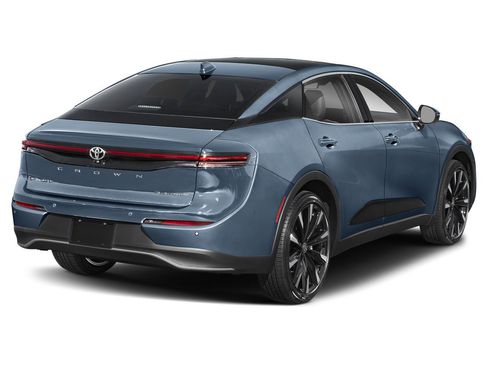 New 2026 Toyota Crown Platinum image 2