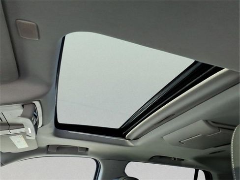 Used 2020 GMC Yukon SLT w/ Open Road Package image 23