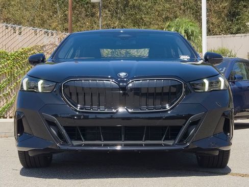 New 2027 BMW 530i w/ M Sport Package RWD image 2