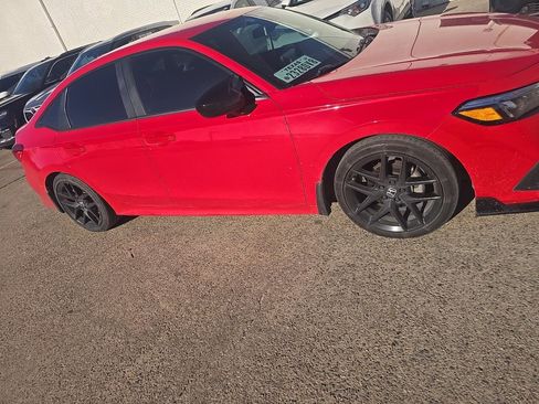 Used 2022 Honda Civic Sport image 4