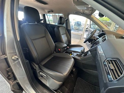 Used 2023 Volkswagen Tiguan SE FWD image 20