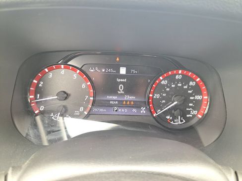 Used 2023 Nissan Frontier PRO-4X w/ Pro Convenience Package AWD/4WD image 11