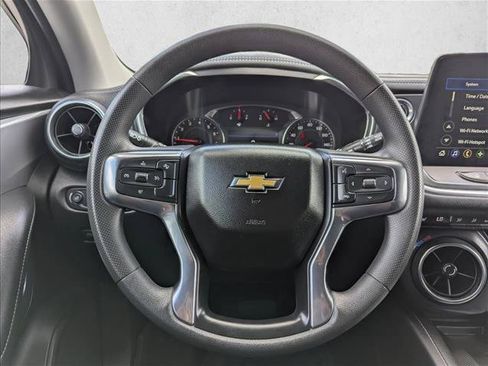 Used 2024 Chevrolet Blazer LT w/ Convenience Package FWD image 15