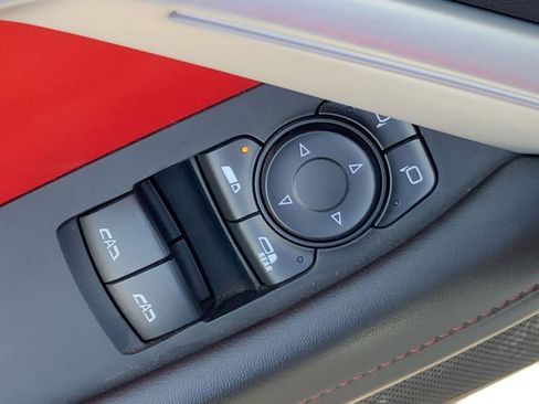Used 2018 Chevrolet Camaro SS image 11