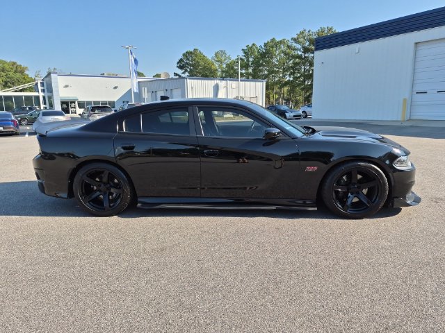 Used 2019 Dodge Charger Scat Pack w/ Plus Group RWD image 2