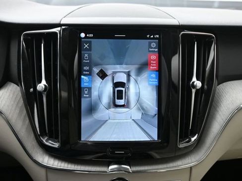 Used 2024 Volvo XC60 B5 Plus w/ Protection Package Premier image 20