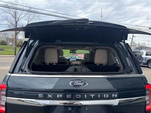 Used 2024 Ford Expedition Limited image 46