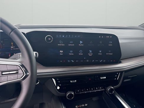 Used 2025 Chevrolet Tahoe Premier image 27