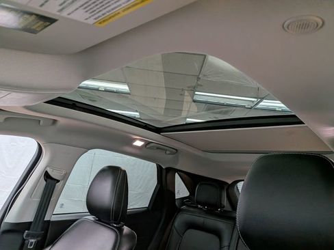 Certified 2022 Ford Escape SEL image 16