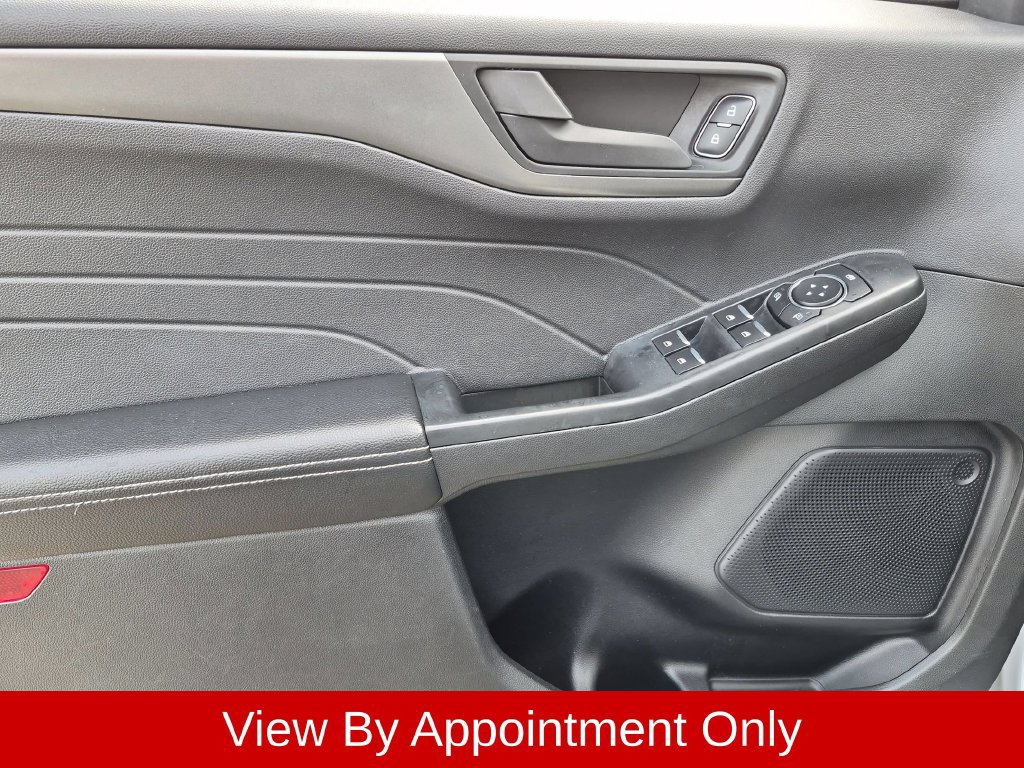Used 2025 Ford Escape Active AWD/4WD image 11