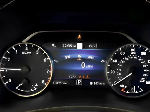 Used 2024 Nissan Murano SL FWD image 25