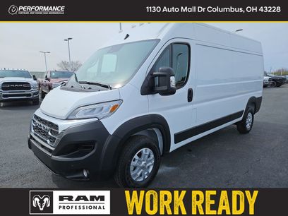 New 2025 RAM ProMaster 2500 w/ Quick Order Package 22G SLT