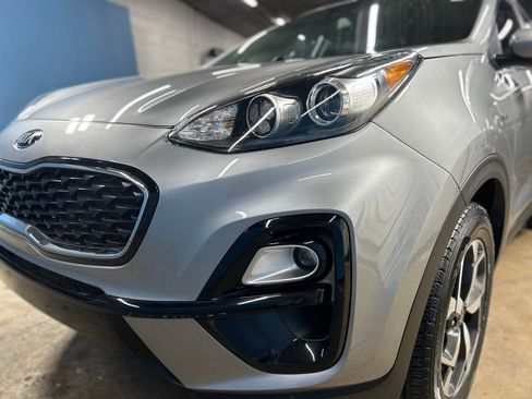 Used 2022 Kia Sportage LX image 6