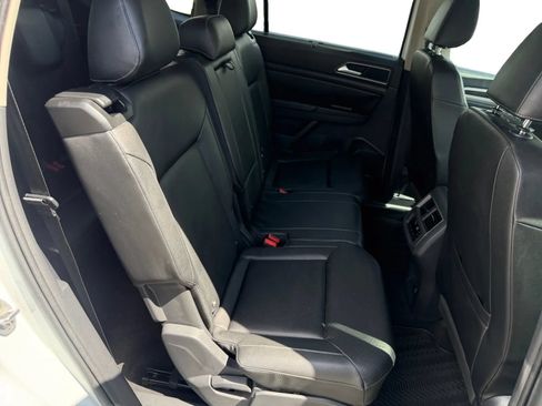Used 2019 Volkswagen Atlas SE FWD image 17