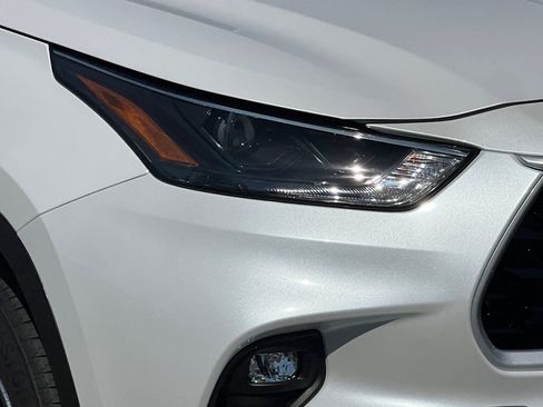 New 2026 Toyota Highlander XLE AWD/4WD image 10