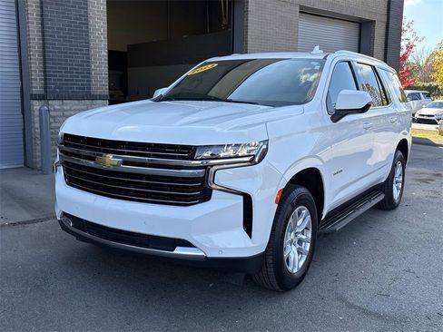 Used 2023 Chevrolet Tahoe LT image 4