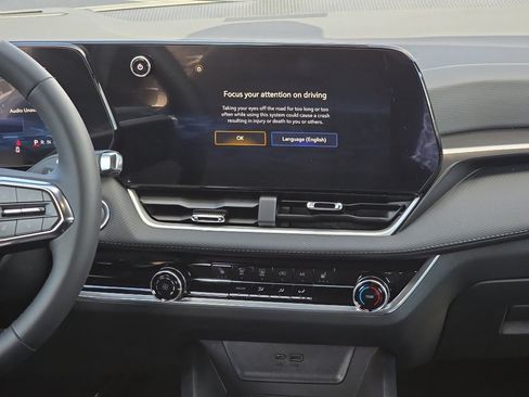 New 2026 Chevrolet Equinox LT w/ Safety and Technology Package AWD/4WD image 22
