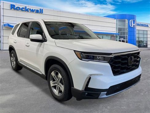 New 2025 Honda Pilot EX-L image 9