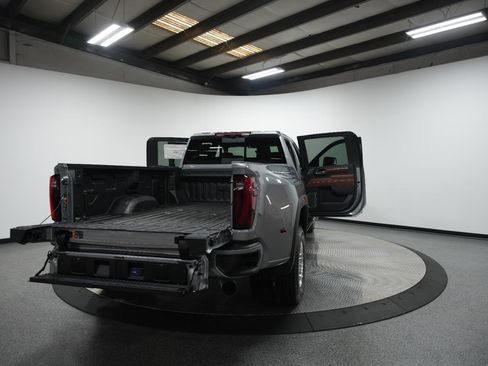 New 2026 GMC Sierra 3500 Denali Ultimate image 12