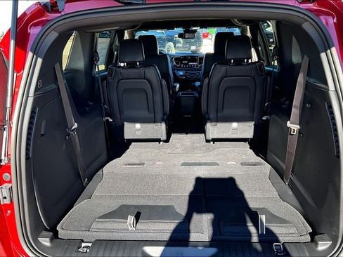 New 2026 Chrysler Pacifica Select w/ S Appearance Package image 34