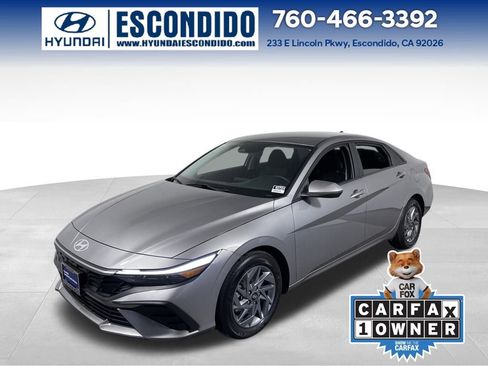 Certified 2025 Hyundai Elantra Blue image 1