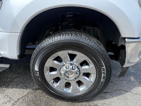 Used 2017 Ford F350 Lariat w/ Lariat Ultimate Package image 12