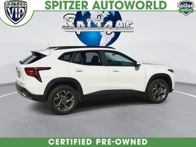 Used 2026 Chevrolet Trax LT FWD image 16