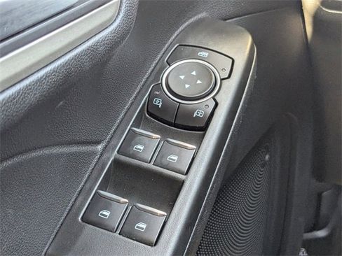 Used 2021 Ford Escape SEL image 27