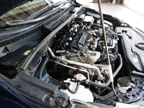 Used 2024 Toyota Corolla LE image 31