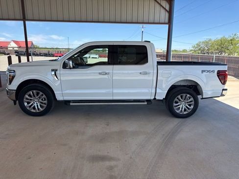 Used 2024 Ford F150 Lariat w/ FX4 Off-Road Package AWD/4WD image 4