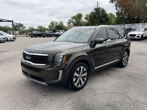 Used 2022 Kia Telluride EX w/ EX Premium Package image 8
