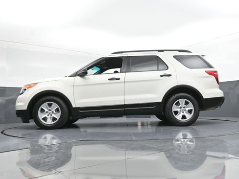 Used 2012 Ford Explorer FWD w/ Class III Trailer Tow Pkg image 23