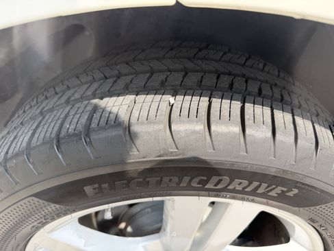 Used 2012 Mercedes-Benz ML 350 BlueTEC 4MATIC image 35