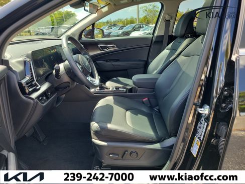Certified 2025 Kia Sportage EX w/ Premium Package image 20