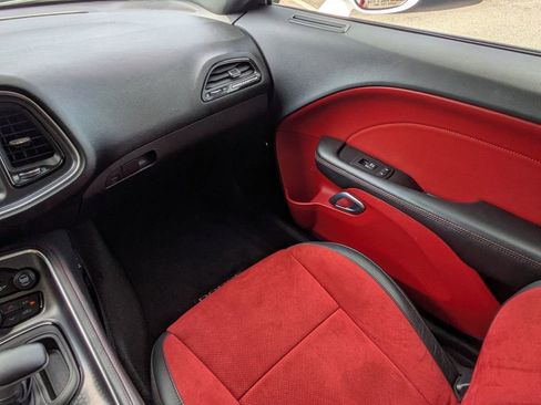 Used 2015 Dodge Challenger R/T Plus image 16