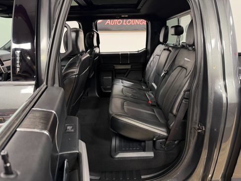 Used 2019 Ford F250 Platinum w/ Platinum Ultimate Package AWD/4WD image 16