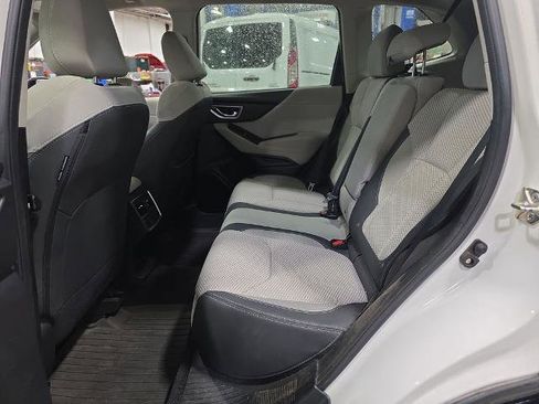 Used 2019 Subaru Forester Premium w/ All-Weather Package AWD/4WD image 16