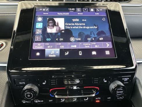 Used 2023 Jeep Grand Cherokee Altitude AWD/4WD image 17