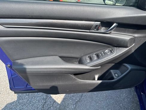 Used 2021 Honda Accord Sport image 30