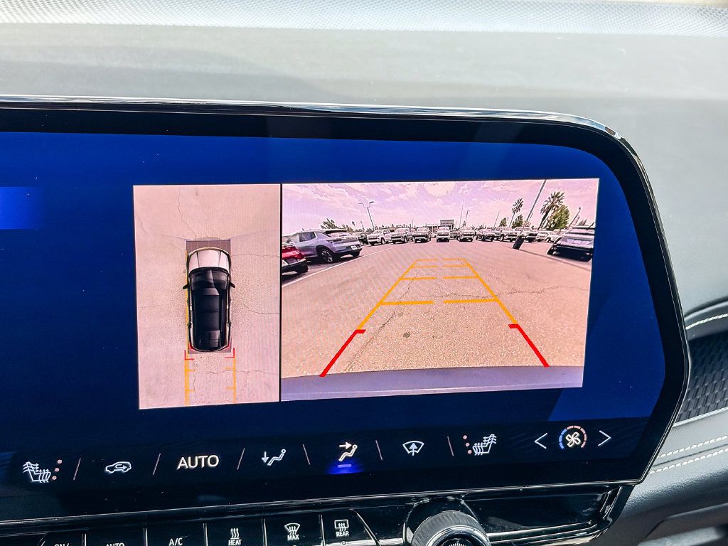Used 2024 Chevrolet Blazer EV LT AWD/4WD image 49